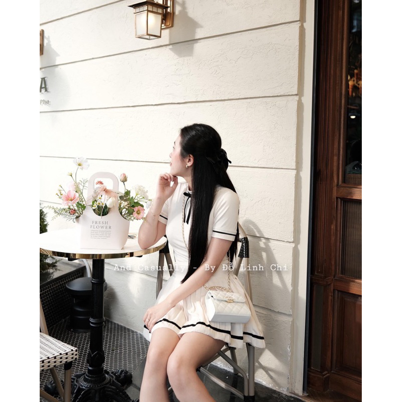 And Casually / Set áo cộc + chân váy