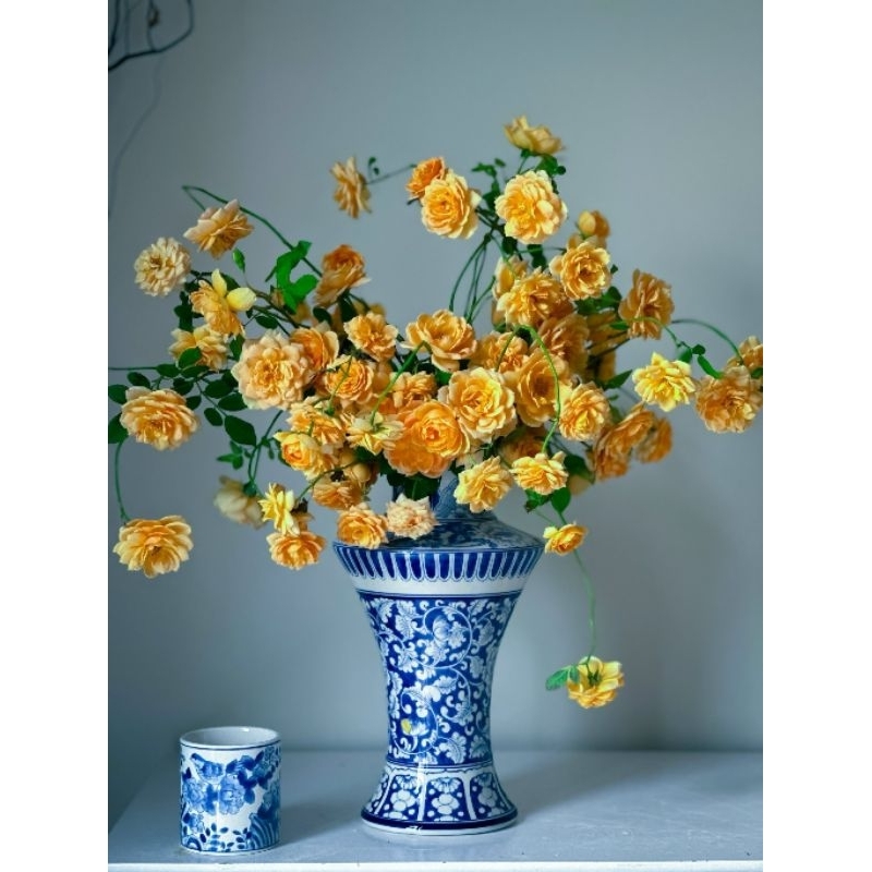 Bình hoa men lam hoa dây vẽ tay kĩ Bát Tràng, lọ hoa cao cấp Bát Tràng