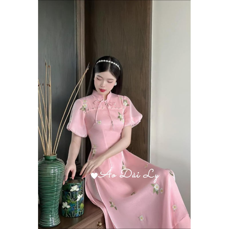 Áo dài cách tân 4 tà tay bồng