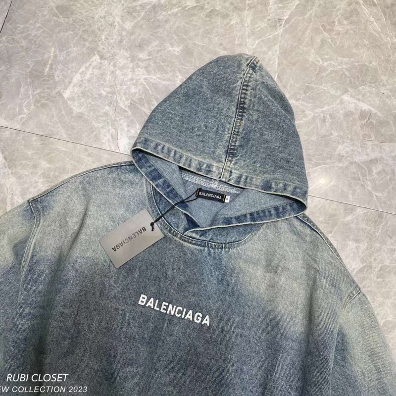 Áo hoodie bò BALENClAGA