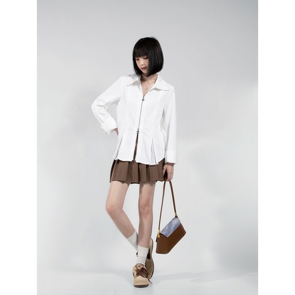 Áo sơ mi cách điệu Ruby có khóa kéo, Áo sơ mi form rộng cúc hình tim phong cách thời trang