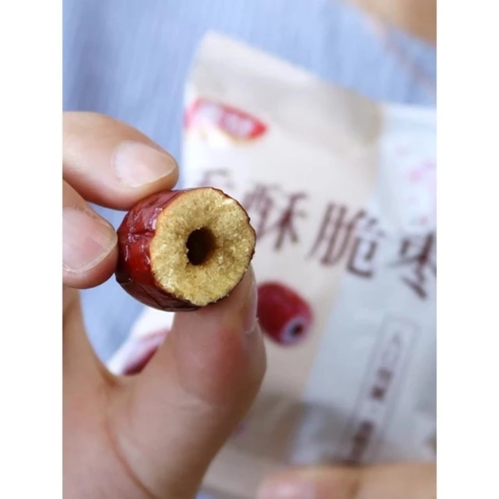 0.5kg Táo đỏ Tân Cương giòn tan không hạt gói nhỏ xinh, tiện lợi