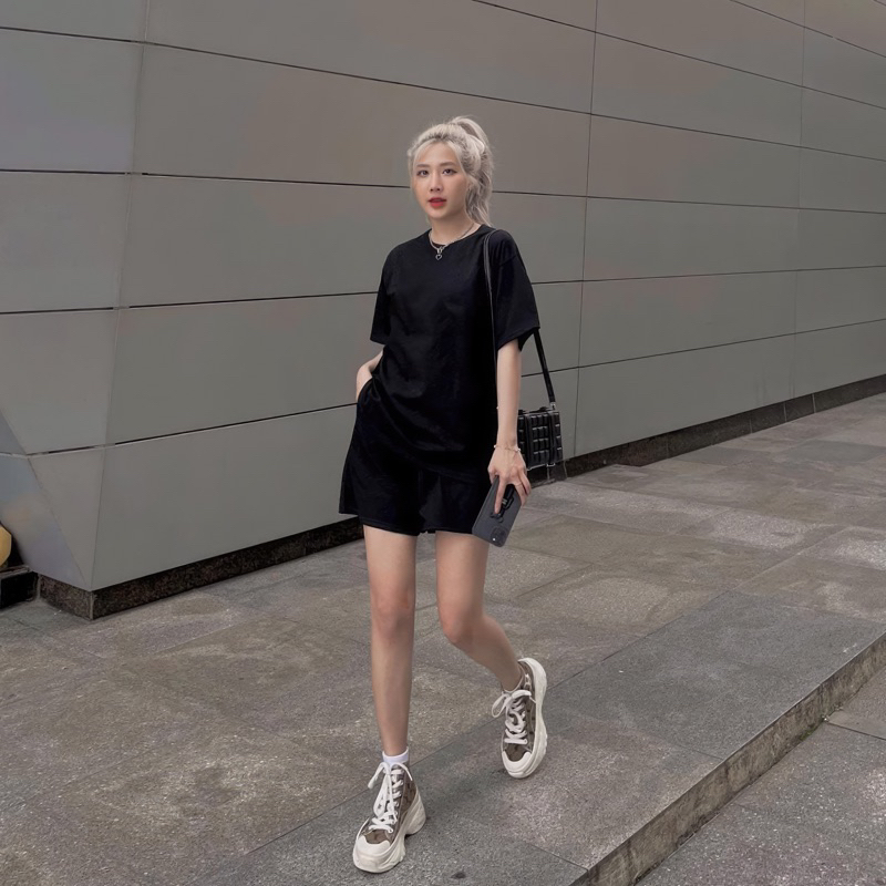 Áo Thun Trơn Đơn Giản Nhiều Màu Form Unisex Nam Nữ - Cotton mịn 250gsm