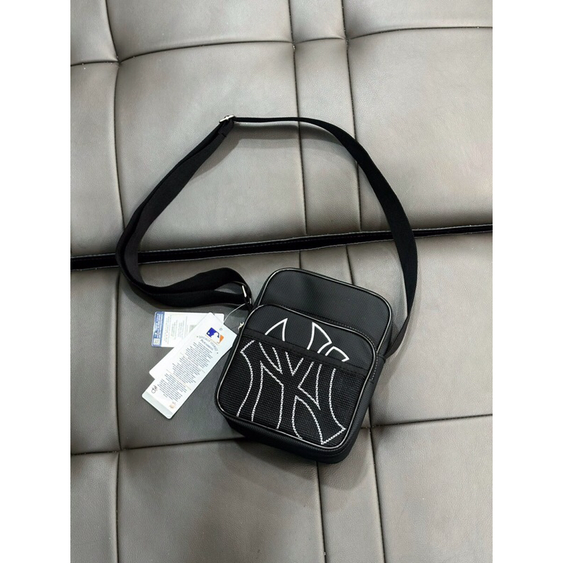 Túi MLB đeo chéo nam nữ chất liệu da PU chống thấm nước dáng vuông size 23 x 18 - Túi MLB thời trang BÁNH MÌ STORE