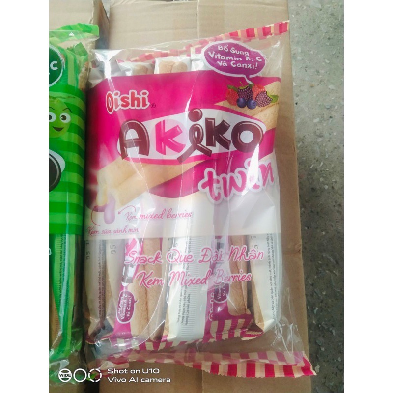 Bánh Snack Que Nhân Sữa Akiko Oishi Gói 160G