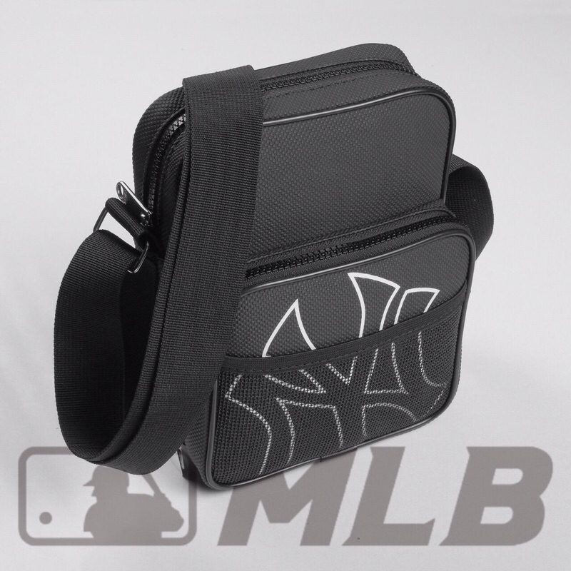 Túi MLB đeo chéo nam nữ chất liệu da PU chống thấm nước dáng vuông size 23 x 18 - Túi MLB thời trang BÁNH MÌ STORE