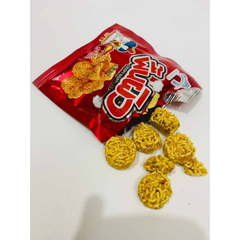 Snack mì tôm Gà Thổi Lửa  giòn vị Gà/Cay Hộp 30 gói