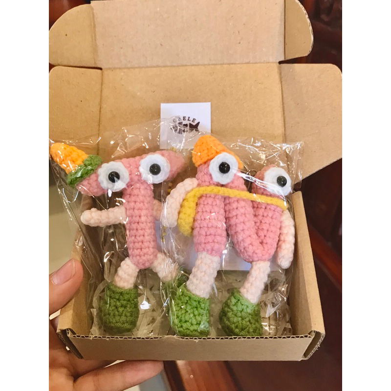 Móc khoá chữ cái len handmade