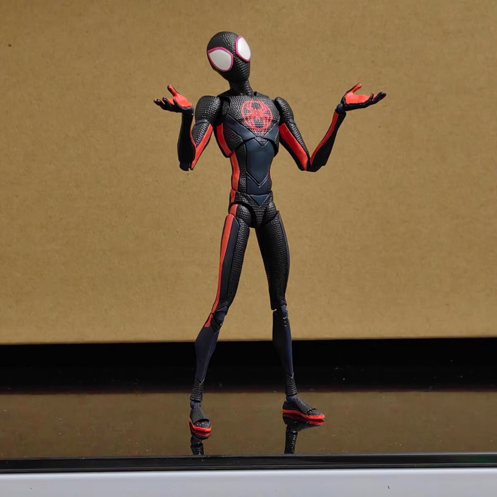 Mô Hình SHF Miles Morales Spider-Man Across The Spider Verse Marvel BL