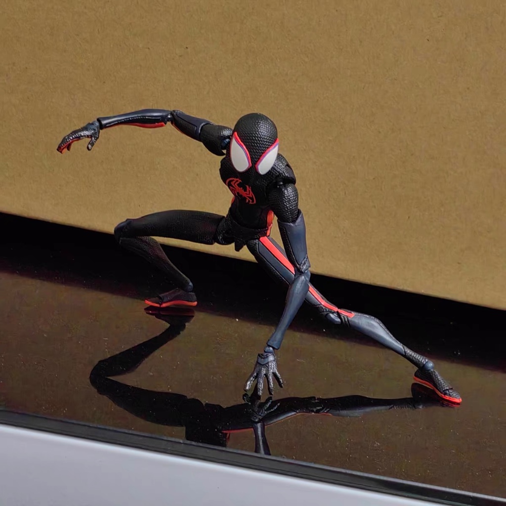 Mô Hình SHF Miles Morales Spider-Man Across The Spider Verse Marvel BL