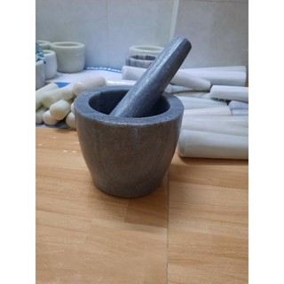 Cối đá nâu 12cm màu đen kèm chày