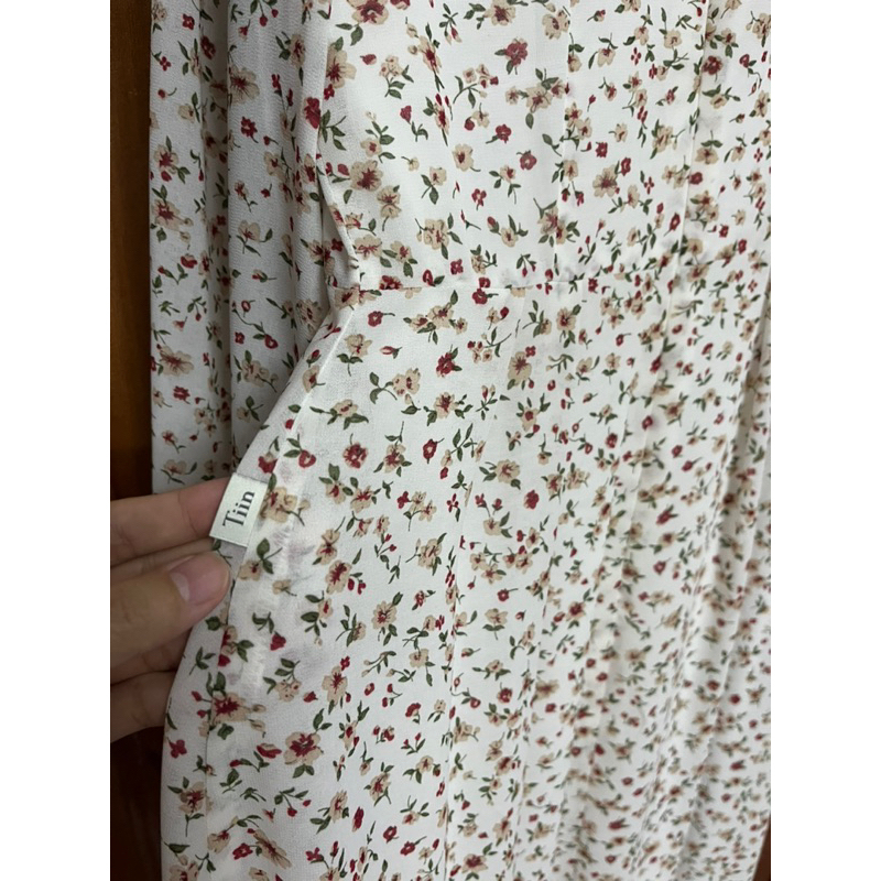 Pass Thanh lý đầm Tiin store size S like new