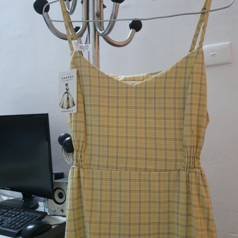 Đầm 2 Dây Họa Tiết Caro Cúc Tịnh Y