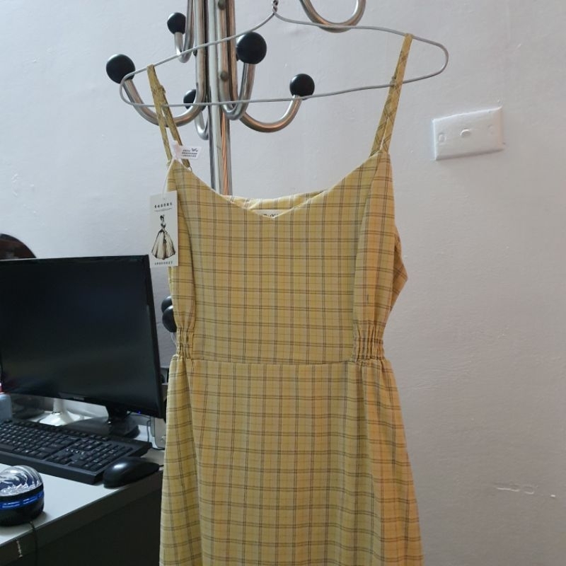 Đầm 2 Dây Họa Tiết Caro Cúc Tịnh Y