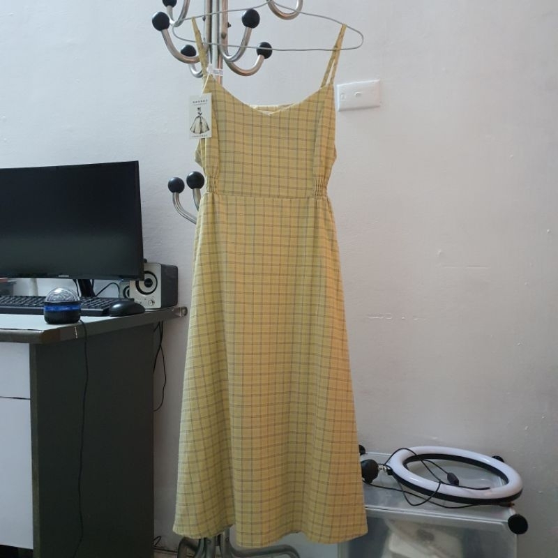 Đầm 2 Dây Họa Tiết Caro Cúc Tịnh Y