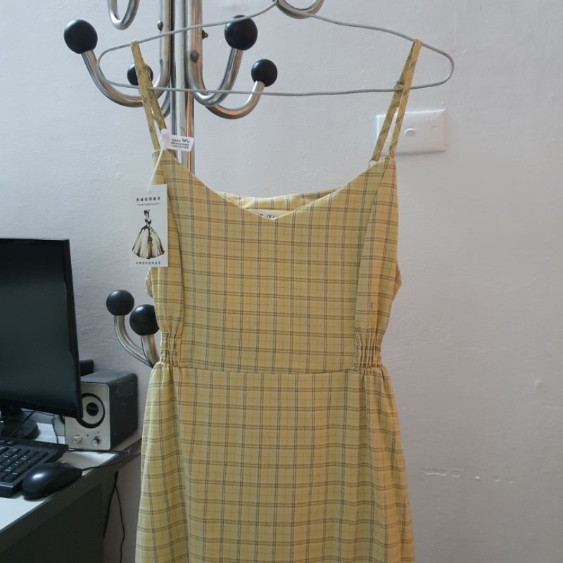 Đầm 2 Dây Họa Tiết Caro Cúc Tịnh Y