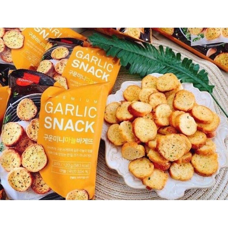 Bịch Snack Bánh Mì Nướng Vị Bơ Tỏi Hàn Quốc - Samlip Premium Garlic Snack 120g