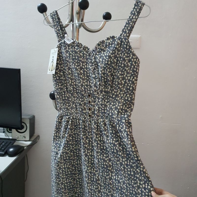 Đầm 2 Dây Nhung Hóa Nhí Phong Cách Hàn Quốc