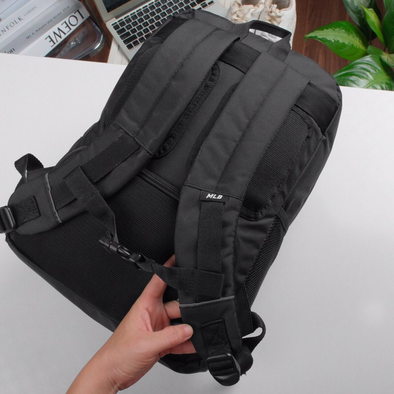 Balo MLB NY Basic nam nữ thời trang kèm túi mini Backpack Bánh Mì Store balo màu đen đi học đựng được laptop 16 inch