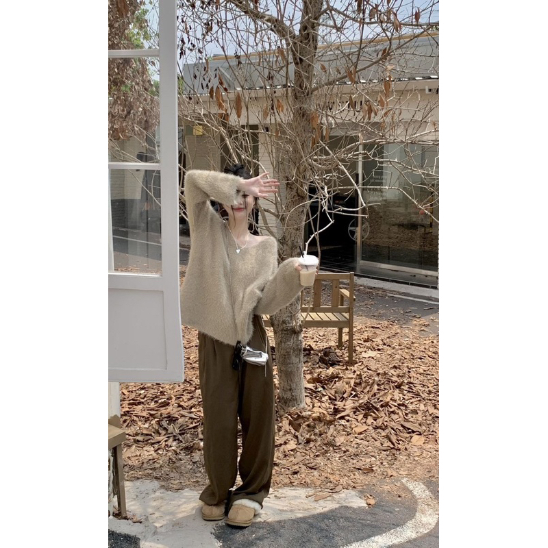 Áo Sweater Lông Nâu Nhạt Siêu Mượt Siêu Xinh