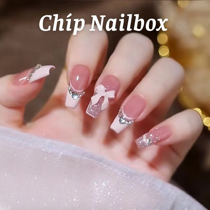 Set 24 móng tay giả D883 đính đá cao cấp