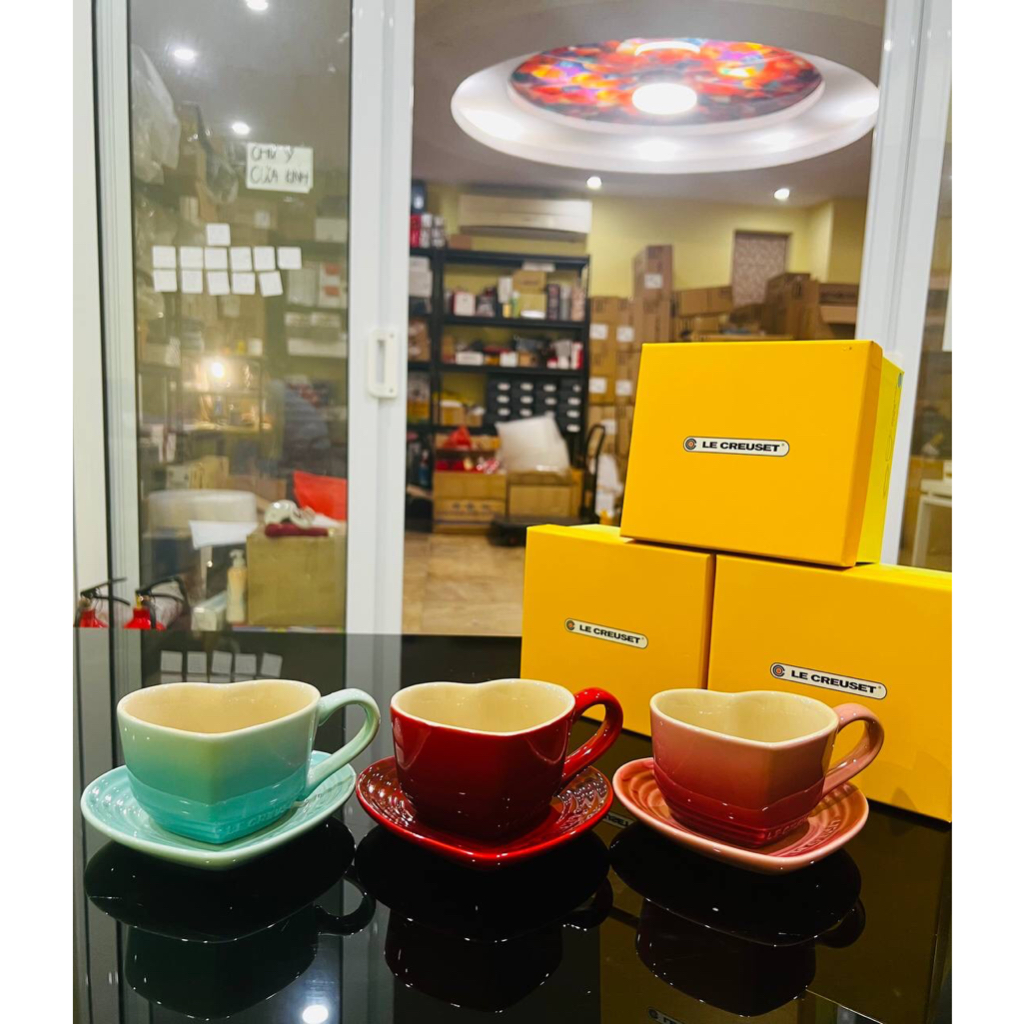 Set cốc trái tim kèm đĩa lót Le Creuset