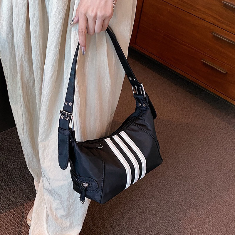 Túi kẹp nách đeo vai 3 sọc dáng chữ U dây khuy gài phong cách thể thao cá tính