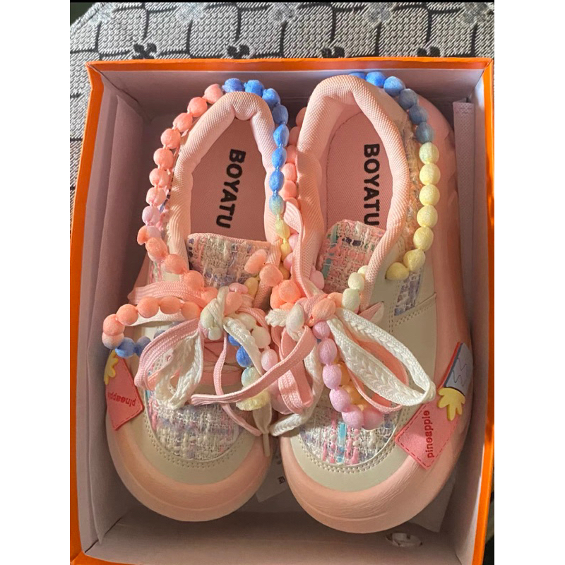 Giày thể thao ulzzang độn đế cute unisex kèm chaim hottrend