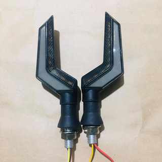 Xi nhan led chạy sáng hiệu ứng dòng chảy