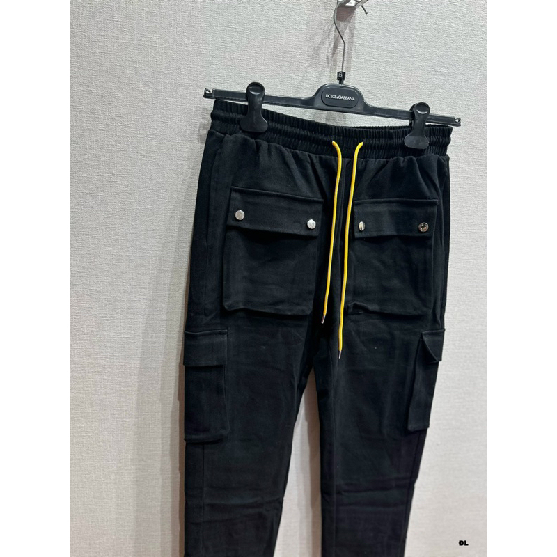 Quần Cargo - Rhude - Pant kaki túi hộp cúc bấm black dây vàng