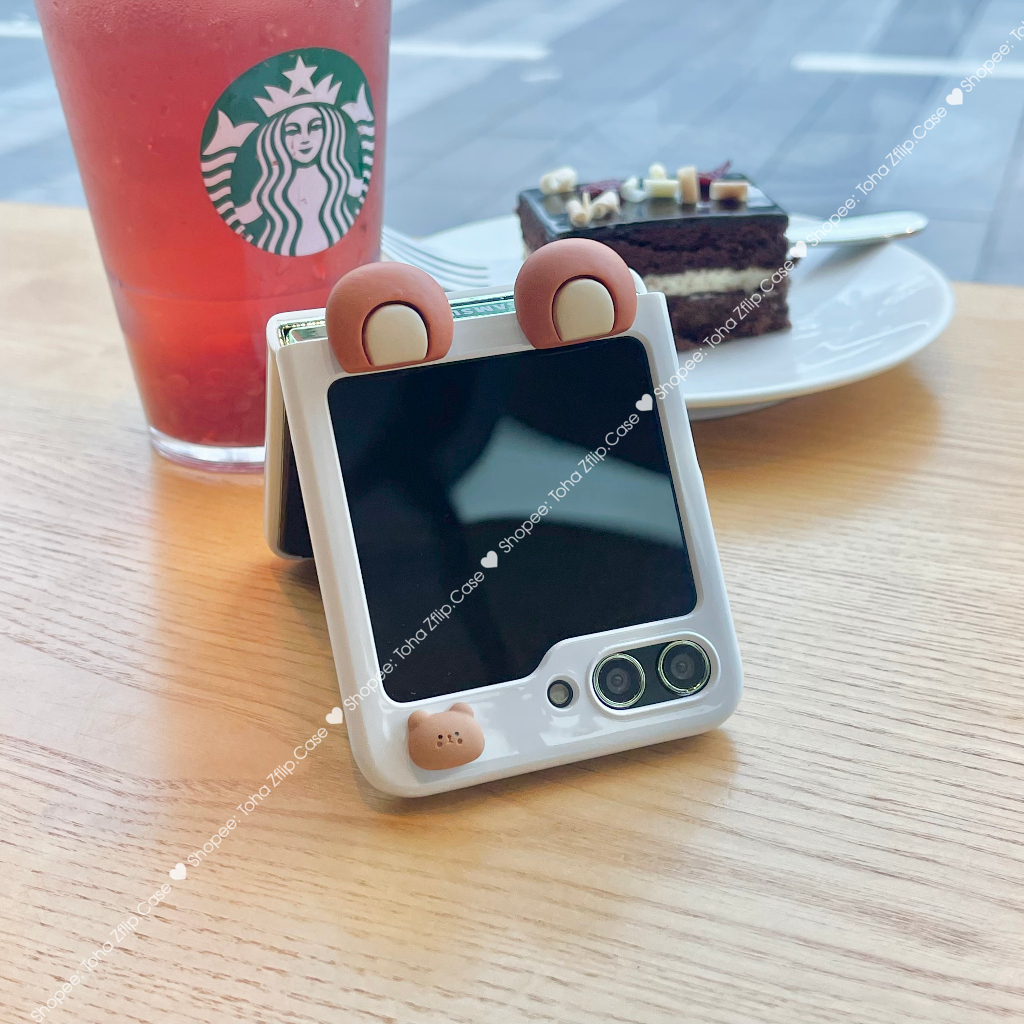 Ốp Lưng Samsung Z Flip 5 tai gấu siêu cute gắn Charm gấu nâu dễ thương kèm dây xách Z Flip5/ ZFlip 5