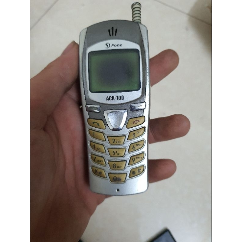 Điện thoại S phone