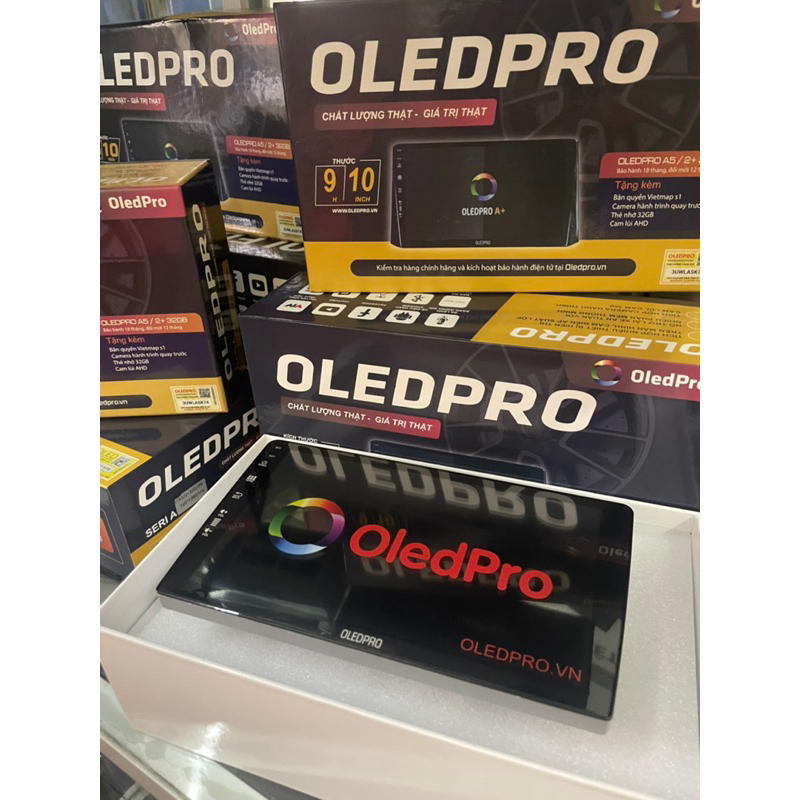 Màn hình Androi Oled pro A5 !tặng camera Lùi AHD