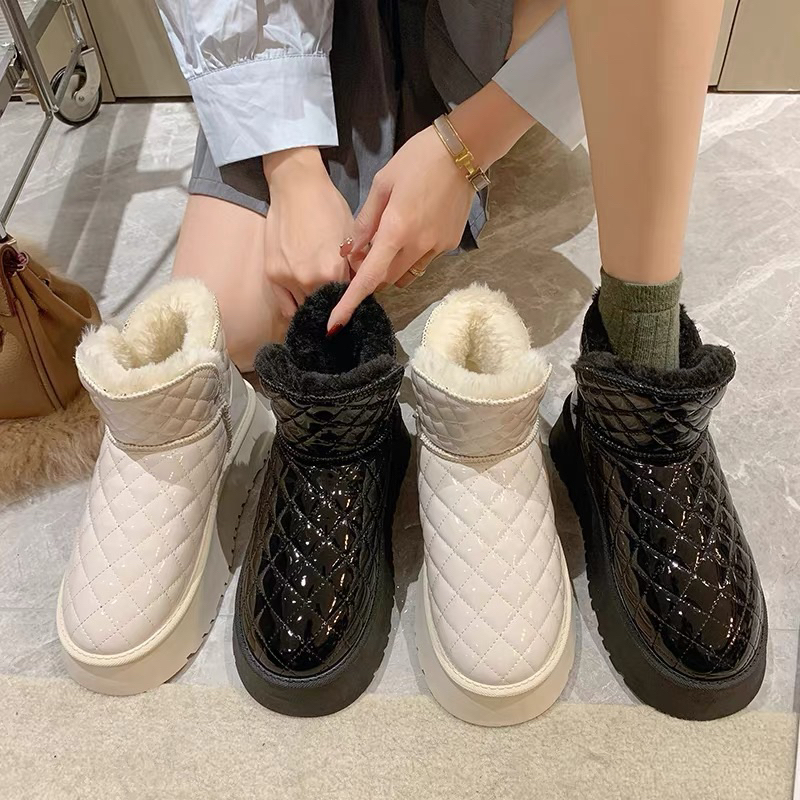 BOOT DA BÓNG ĐỘN ĐẾ LÓT LÔNG SIÊU ẤM