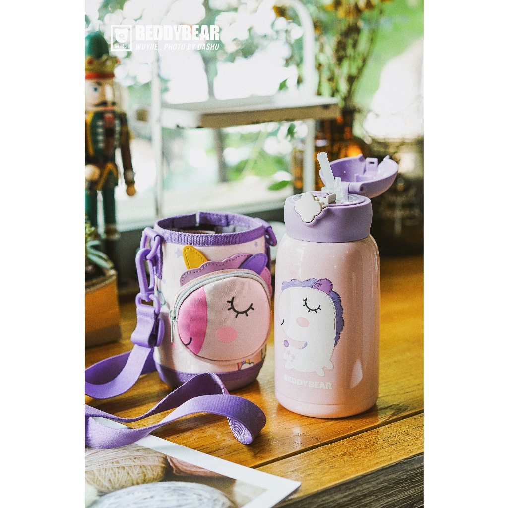 Bình giữ nhiệt Cho Bé - Phiên bản RT105 - Dung tích 630ml - 3 Nắp thay thế - Tặng kèm túi đeo may thêu xinh xắn