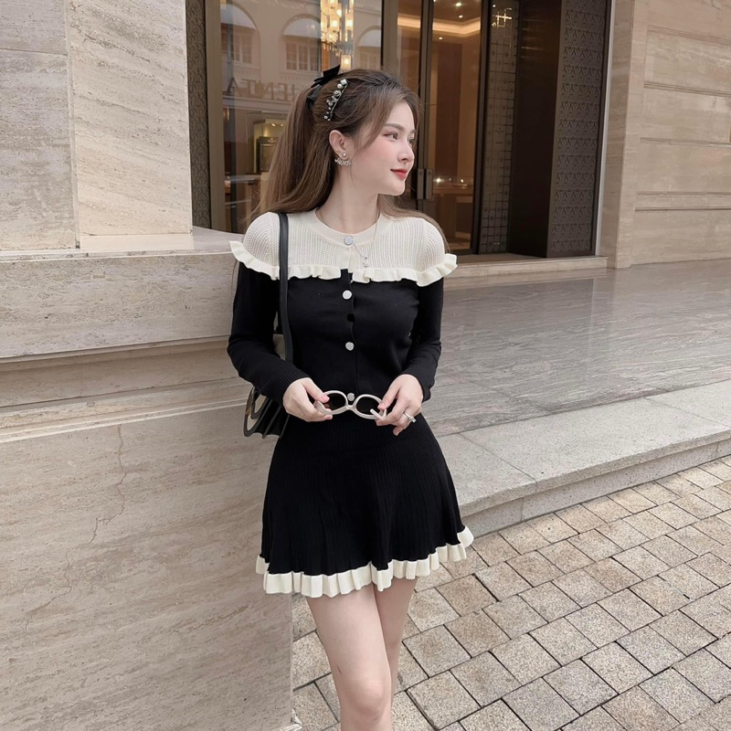 Set Áo Len Tay Dài Phối Cổ Ren Trắng Kèm Chân Váy - Hàng Có Sẵn