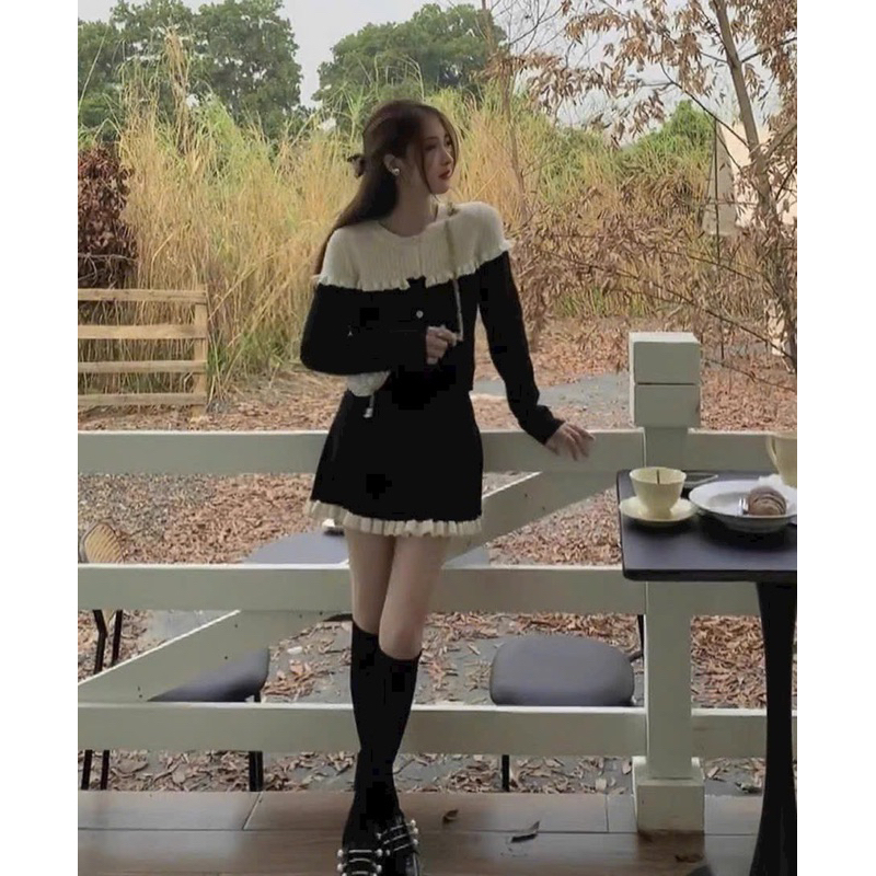 Set Áo Len Tay Dài Phối Cổ Ren Trắng Kèm Chân Váy - Hàng Có Sẵn