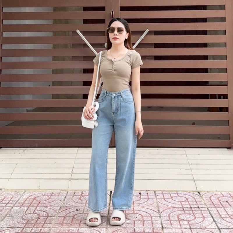 Quần jean ống suông túi nấp sau