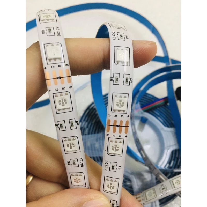 CUỘN LED DC - 12V GRB  5050 DÂY DÁN NHIỀU MÀU CÓ BỌC SILICON  5m sử dụng chip LED 5050