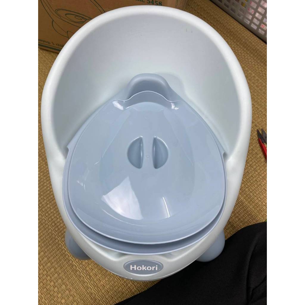 Bô cho bé.Bô vệ sinh trẻ em HOKORI nhựa Việt Nhật cao cấp có tựa lưng cho bé