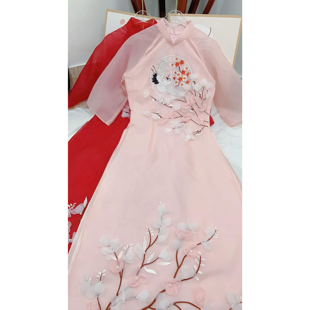 Áo dài cách tân Uyển Đào vải tơ Organza đính kết cao cấp by Lucci.Design