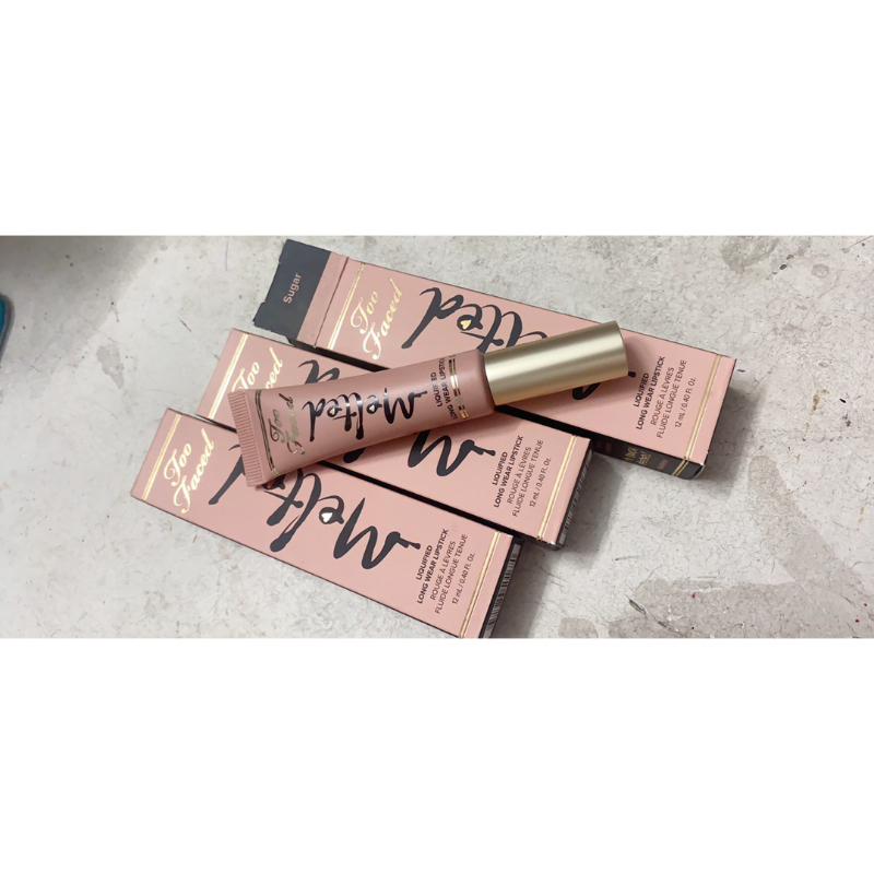 Son Kem lì / dưỡng Too Faced box fullsize