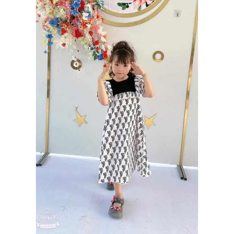 VÁY TIỂU THƯ TAY BỒNG CHO BÉ GÁI