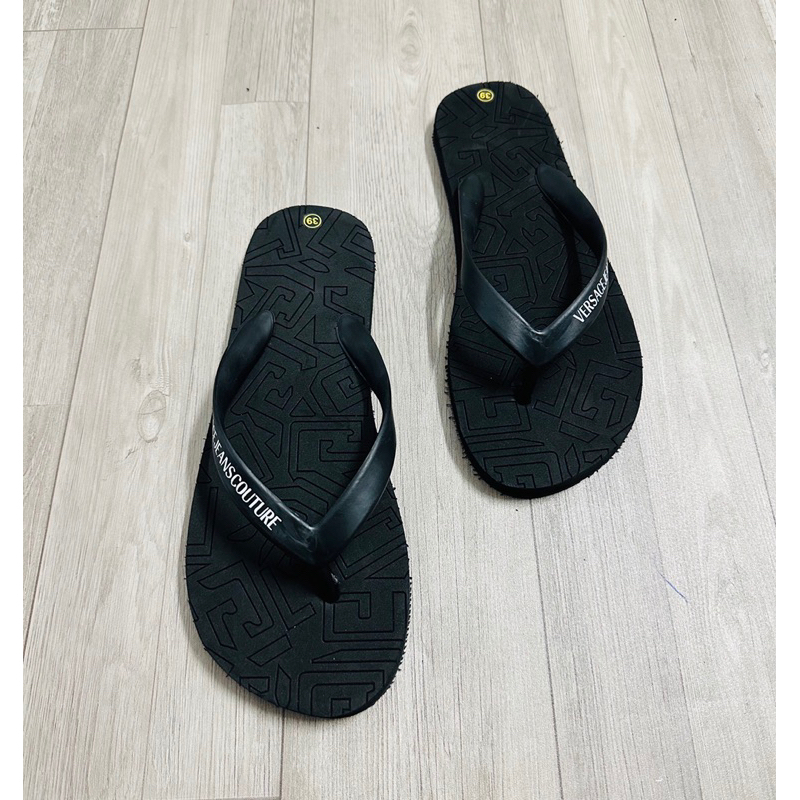 Xỏ Ngón Ver sace Đen