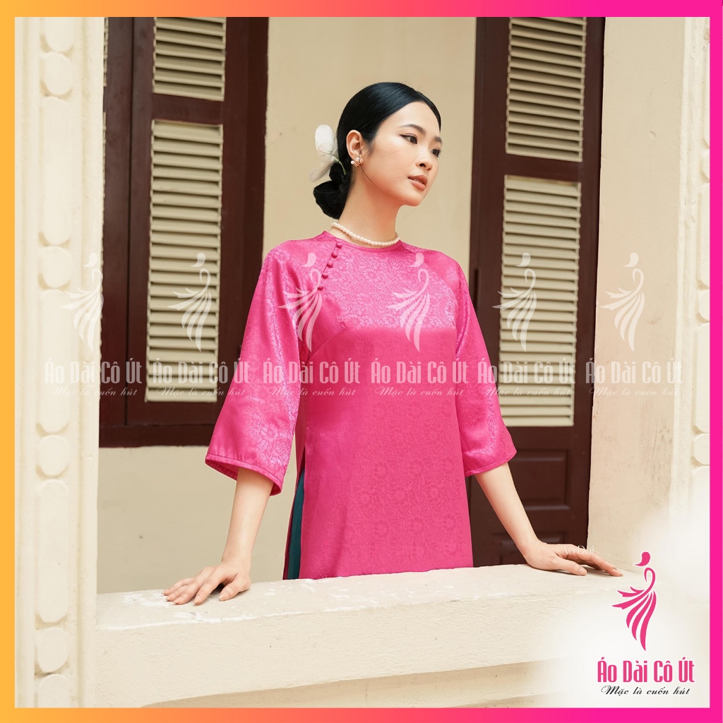 Áo Dài Cách Tân Dáng Suông Xưa Cổ Tròn Vải Gấm Đính Cúc Hàng May Sẵn