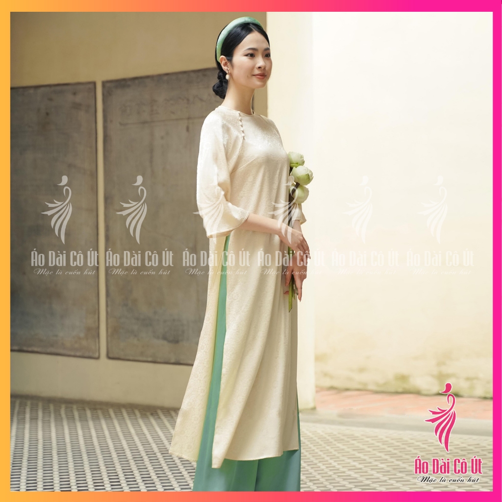 Áo Dài Cách Tân Dáng Suông Xưa Cổ Tròn Vải Gấm Đính Cúc Hàng May Sẵn