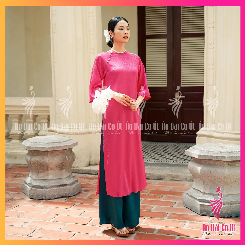 Áo Dài Cách Tân Dáng Suông Xưa Cổ Tròn Vải Gấm Đính Cúc Hàng May Sẵn