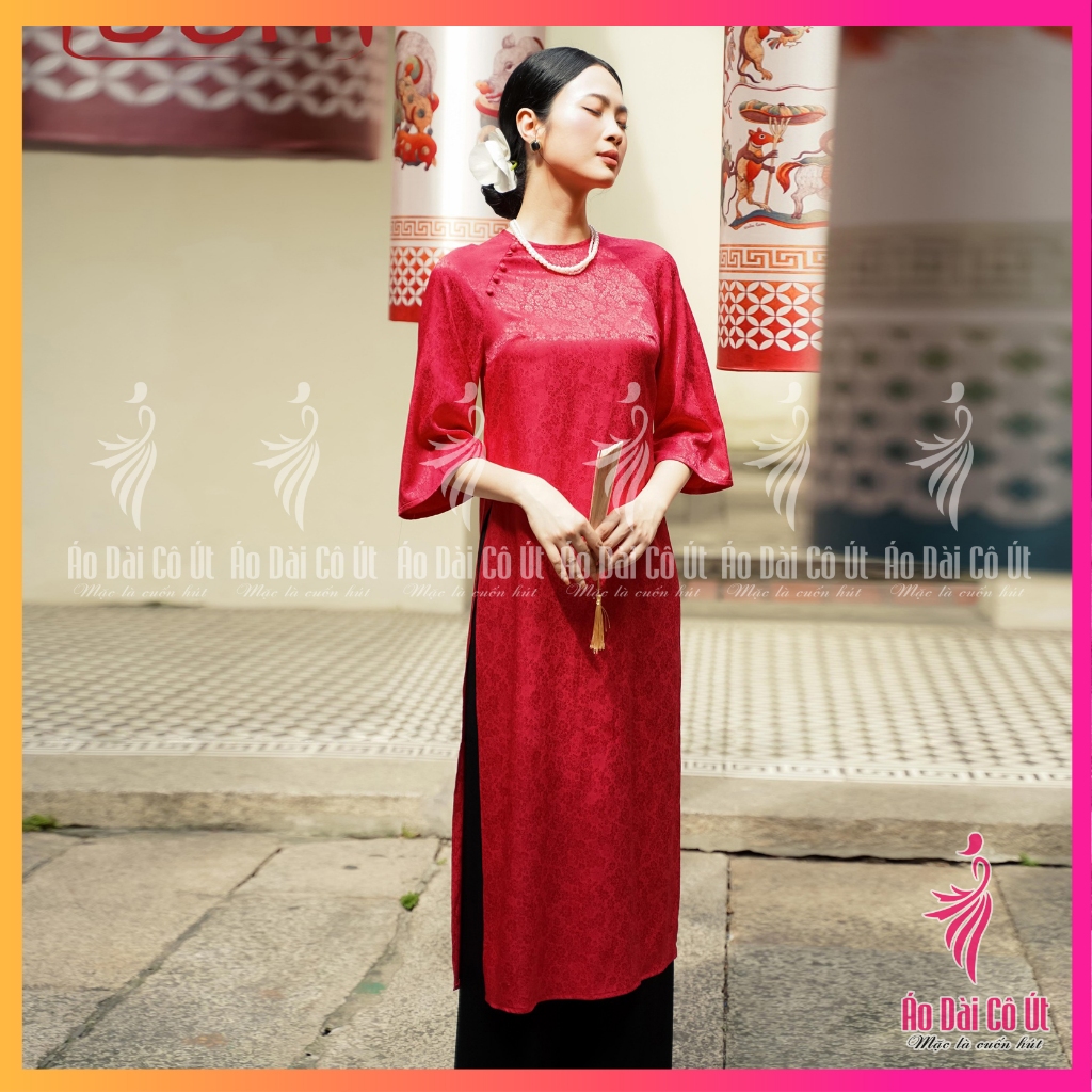 Áo Dài Cách Tân Dáng Suông Xưa Cổ Tròn Vải Gấm Đính Cúc Hàng May Sẵn