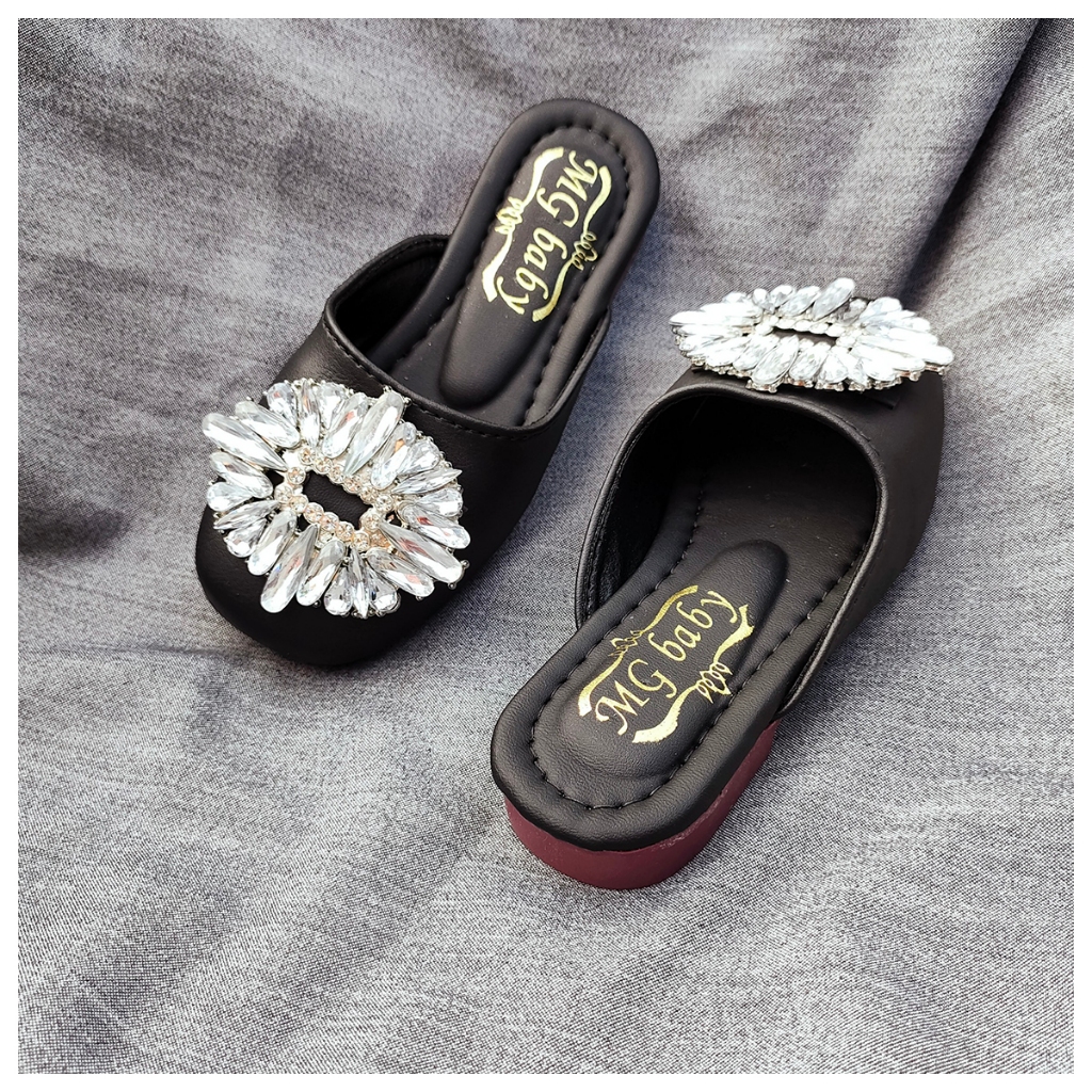 Dép sục Tag Đá tròn 015  thời trang cho bé yêu phối 3 mầu Kem, Đen, Hồng  Size Từ 21-35