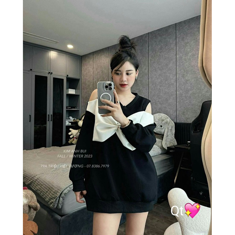Áo Nỉ Nơ Ngực Khoét Vai Kim Anh Bùi